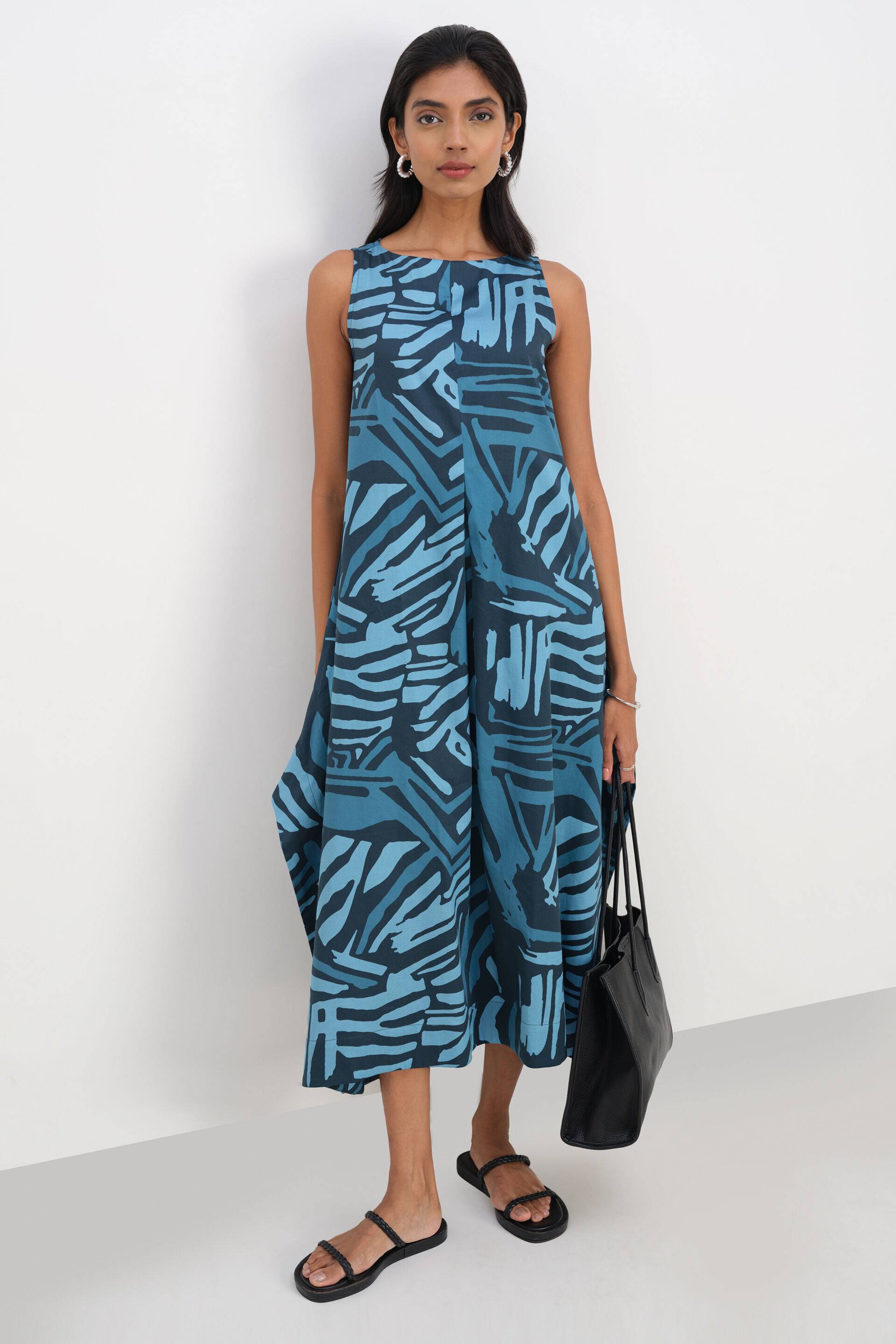 Indigo Beauty Dress Buy at ₹3990