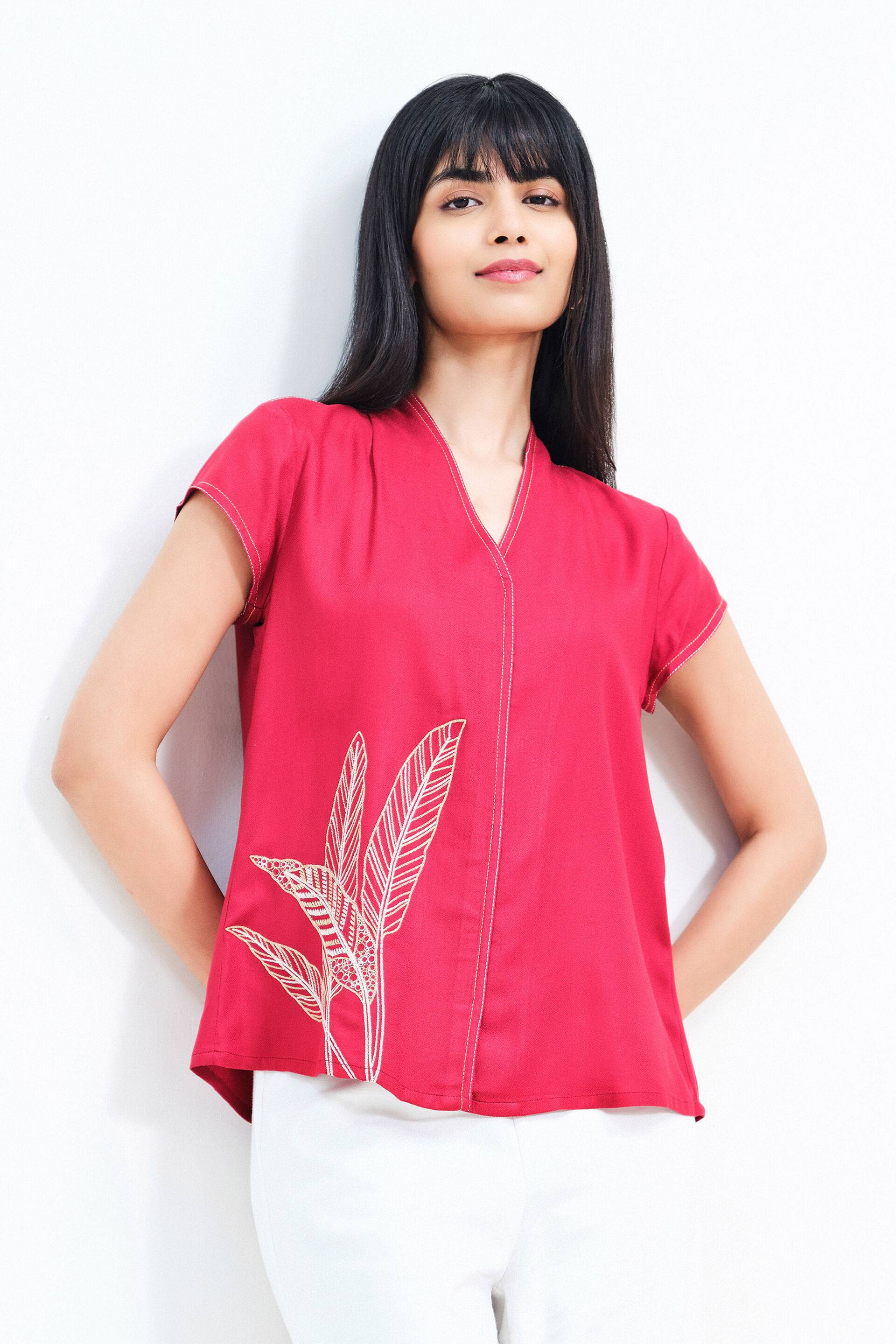 Maroon Trail Top Buy at ₹2145