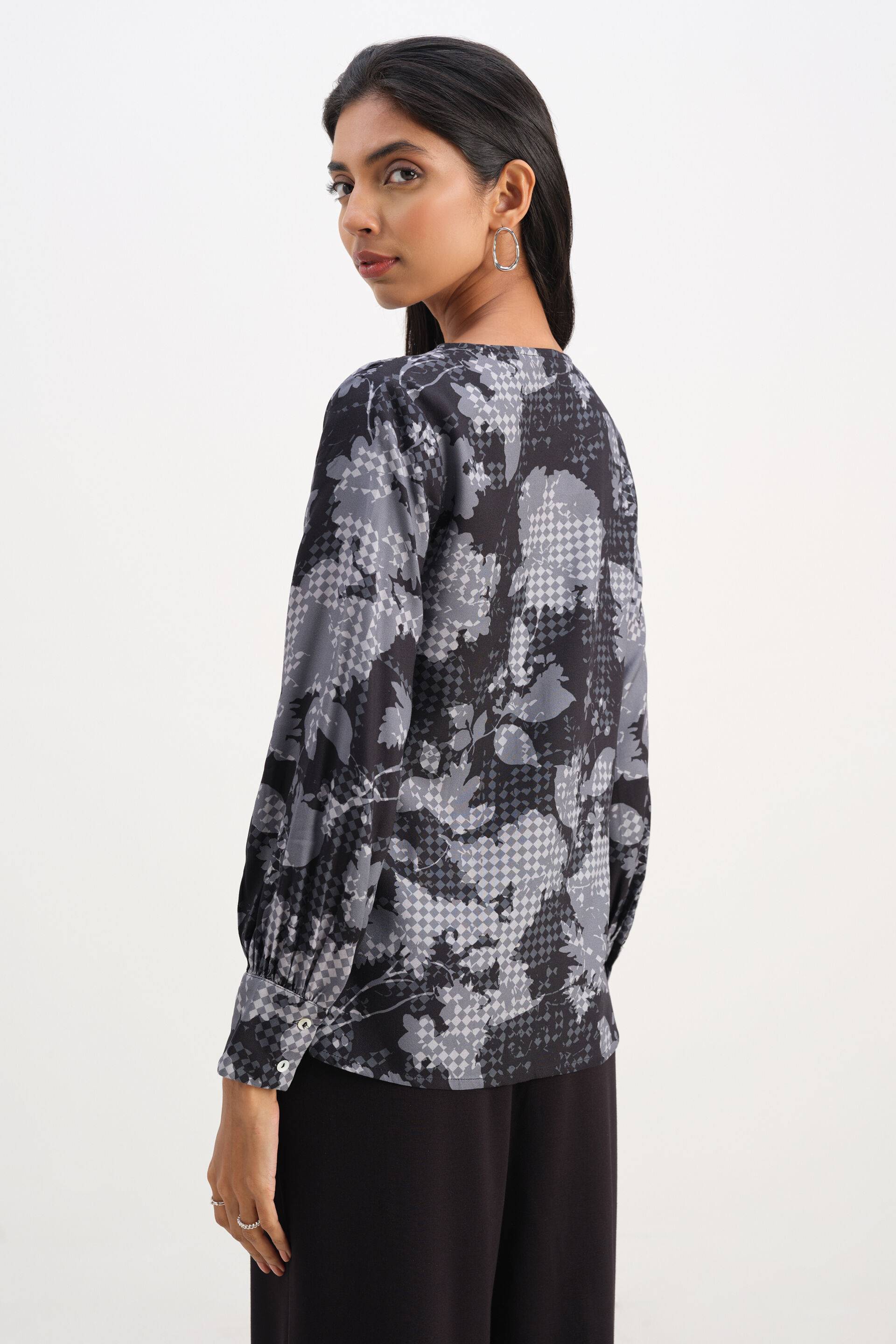 Sky Whispers Top Buy at ₹2333