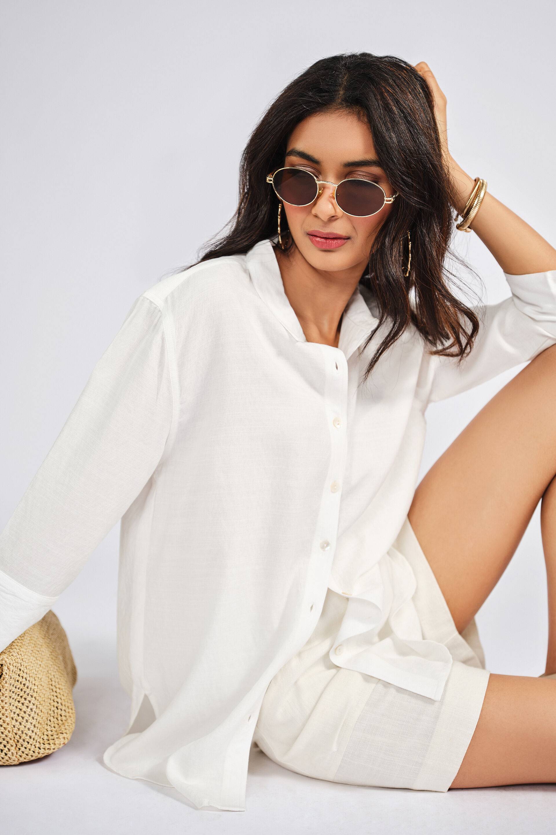 Dax Shirt Buy at ₹1865