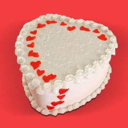 Lovely Heart Shape Cake Buy at ₹649
