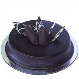 Chocolate Truffle Royale Cake Buy at ₹549