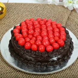 Rich Truffle Cake Buy at ₹549
