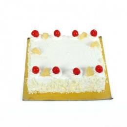 Pineapple Treat Cake Buy at ₹599