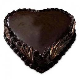 Heart Shape Truffle Cake Buy at ₹599