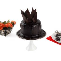 Choco Cracker Cake Buy at ₹999