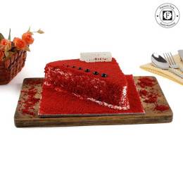 Red Velvet Triangle Cake Buy at ₹599