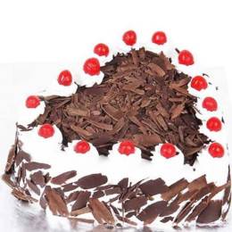 Heart Black Forest Cake Buy at ₹549