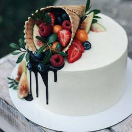 New Beginnings Cake Buy at ₹799