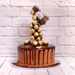 Ferrero Anti Gravity Cake Buy at ₹2649