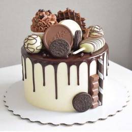 Choco Fam Cake Buy at ₹2099