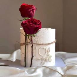 Forever Yours Cake Buy at ₹1649