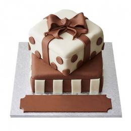 Special Gift Box Fondant Cake Buy at ₹3099