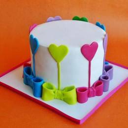 Colors Of Love Cake Buy at ₹1649