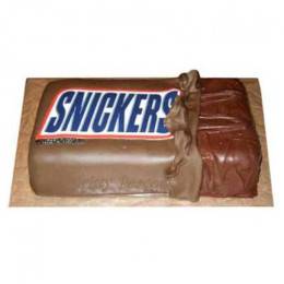 Deep Nutty Snickers Cake Buy at ₹1599