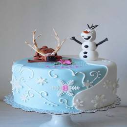 Sleeping Sven & Olaf Cake Buy at ₹1649