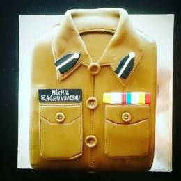 Police Officer Cake Buy at ₹2349