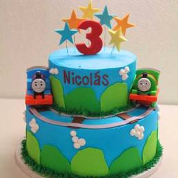 Kids Train Cake Buy at ₹4849
