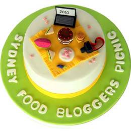 Food Blogger Cake Buy at ₹2349