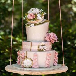 Full Swing Cake Buy at ₹12499