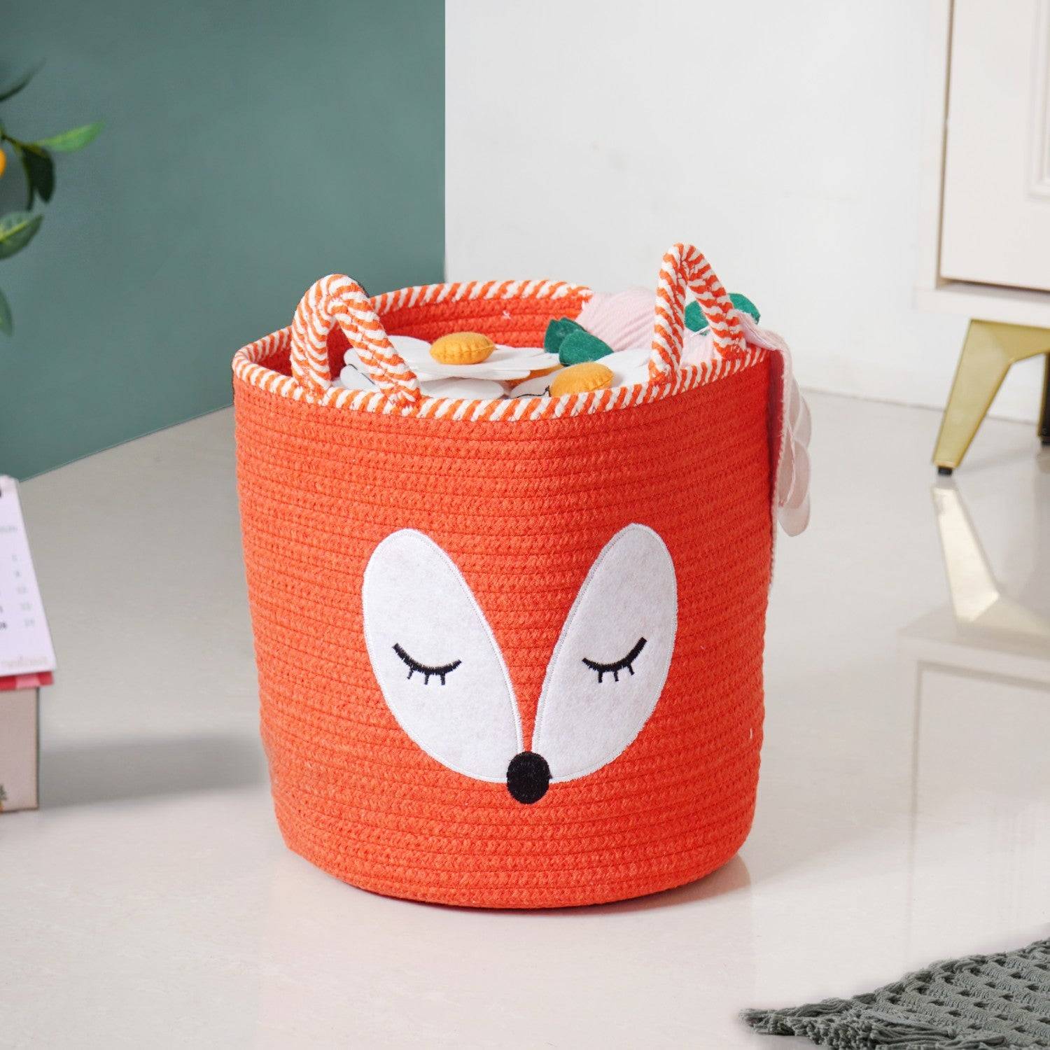 Sleeping Fox Woven Basket 25cm