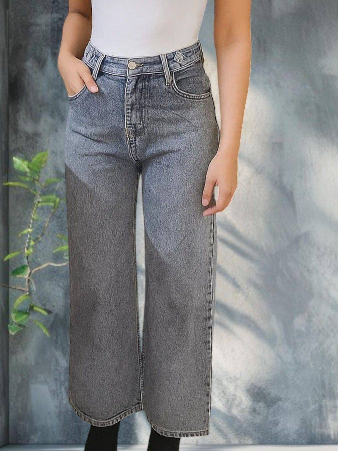 Kotty Women Regular Fit High-Rise Light Fade Stretchable Jeans
