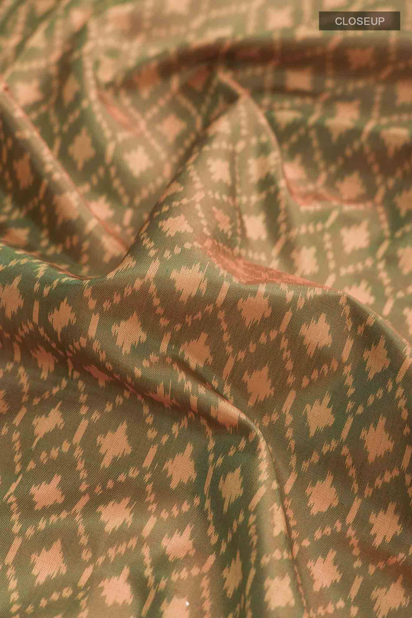 Peach Rajkot Patola Silk Saree Buy at ₹17087