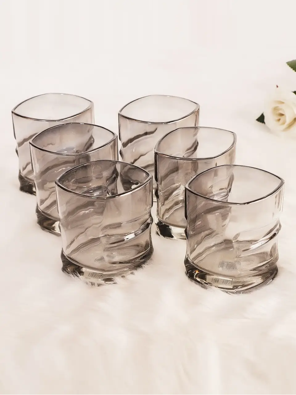 Blluex Midnight Charm Glassware Set Buy @ ₹1191