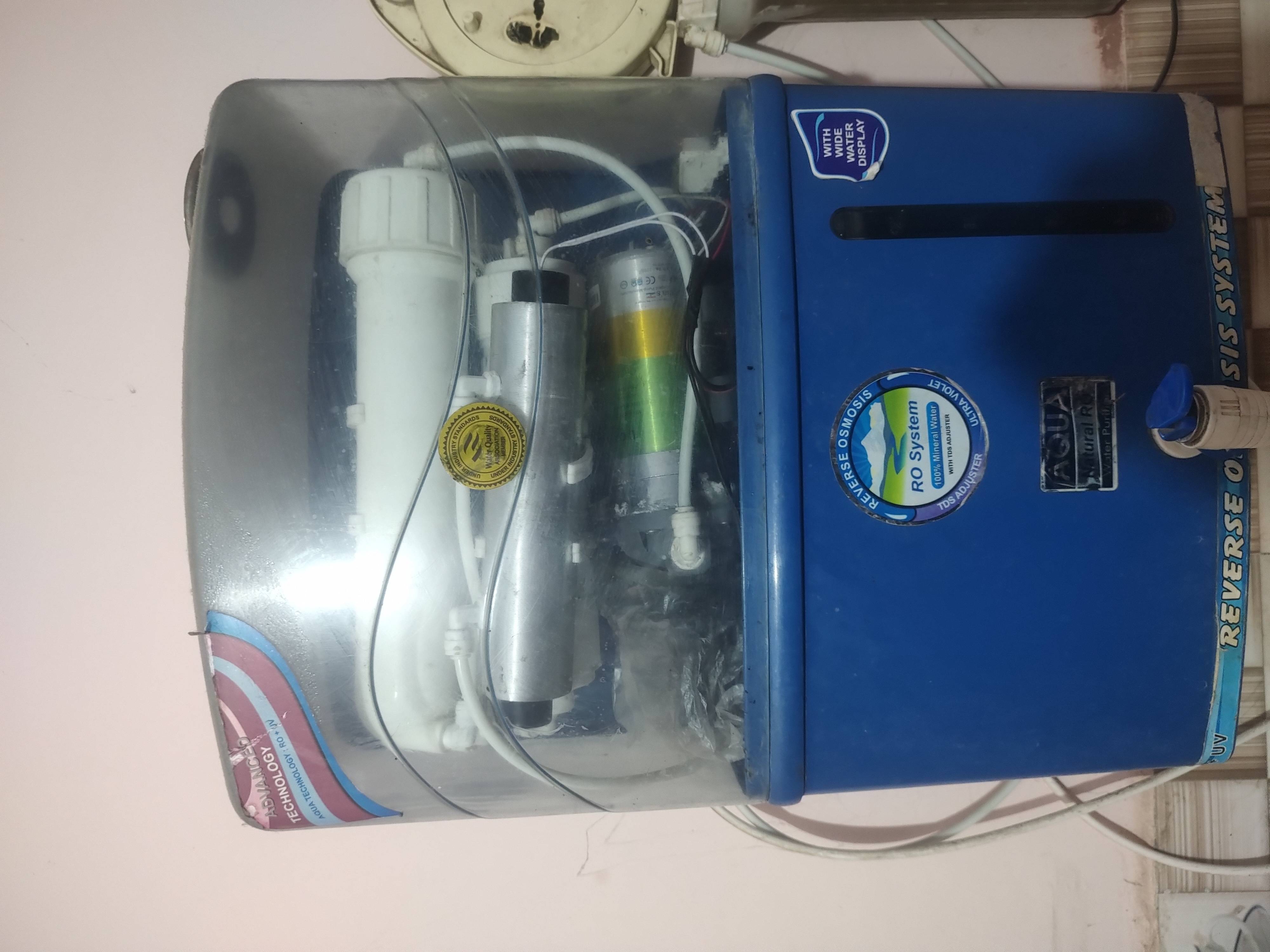 Reverse osmosis water system 