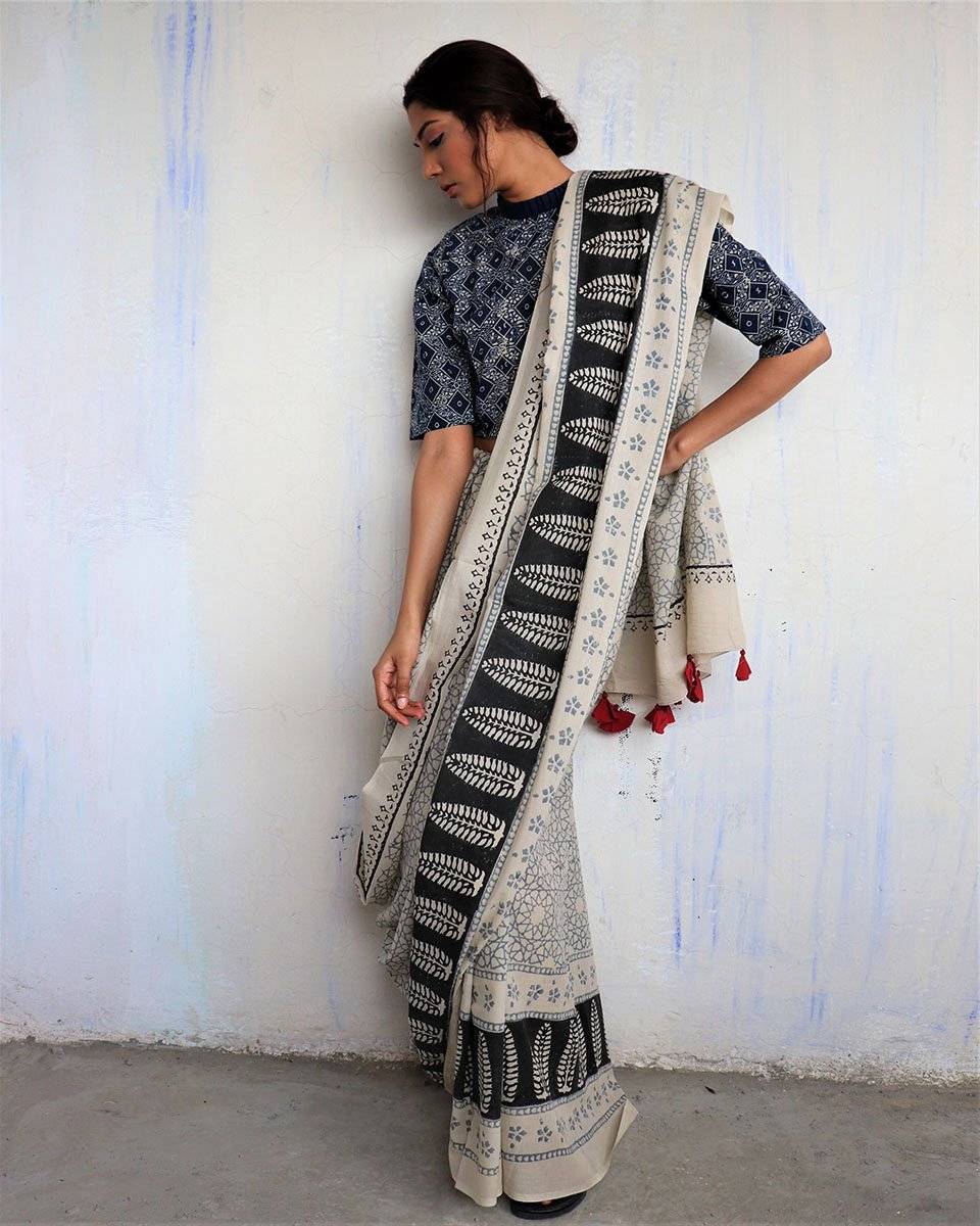 Ivory Black Border Block Printed Cotton Mul Saree - God