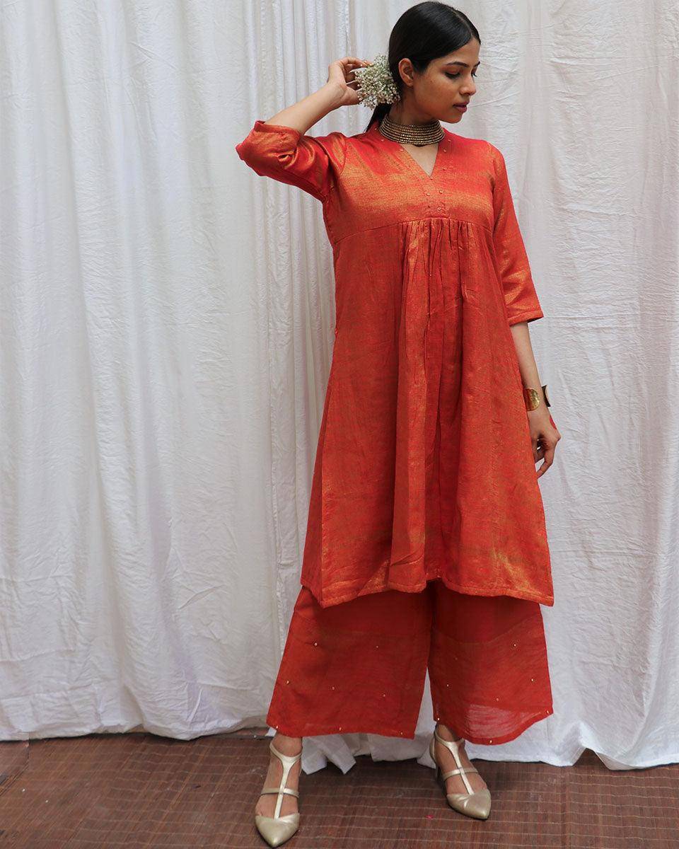 Lali Handwoven Cotton Zari Kurta Set - Zari