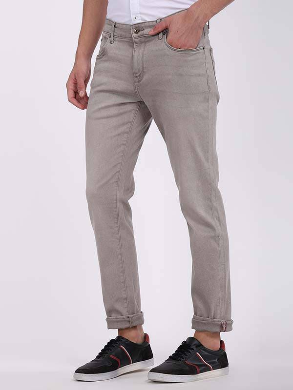 Men Brooklyn Fit Stretchable Jeans