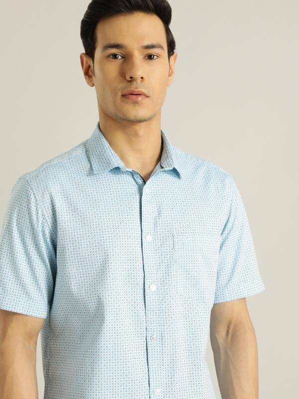 Men Printed Half Sleeve Cotton Shirt