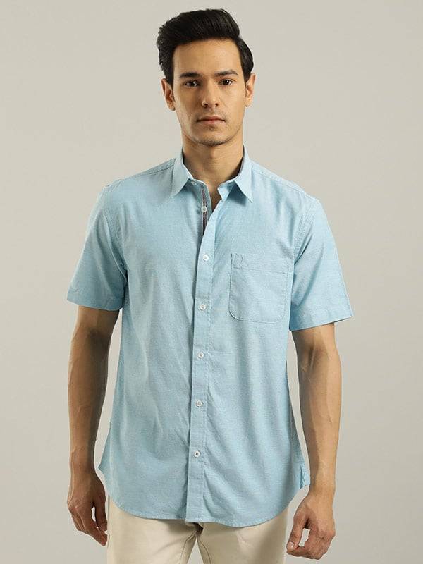 Men Solid Half Sleeve Cotton Stretch Shirt