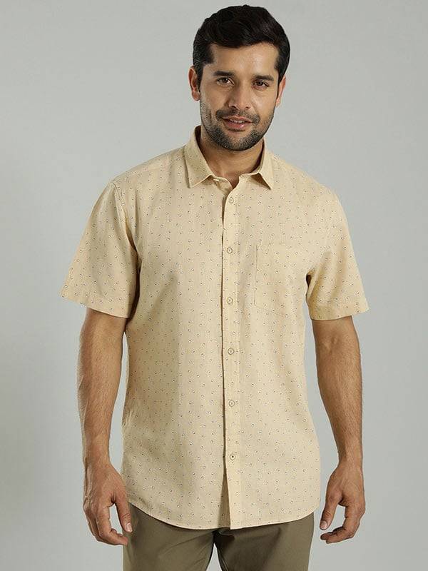 Men Printed Half Sleeve Cotton Blend Shirt