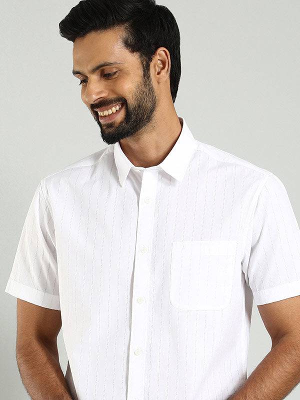 Men Solid Half Sleeve Cotton Shirt