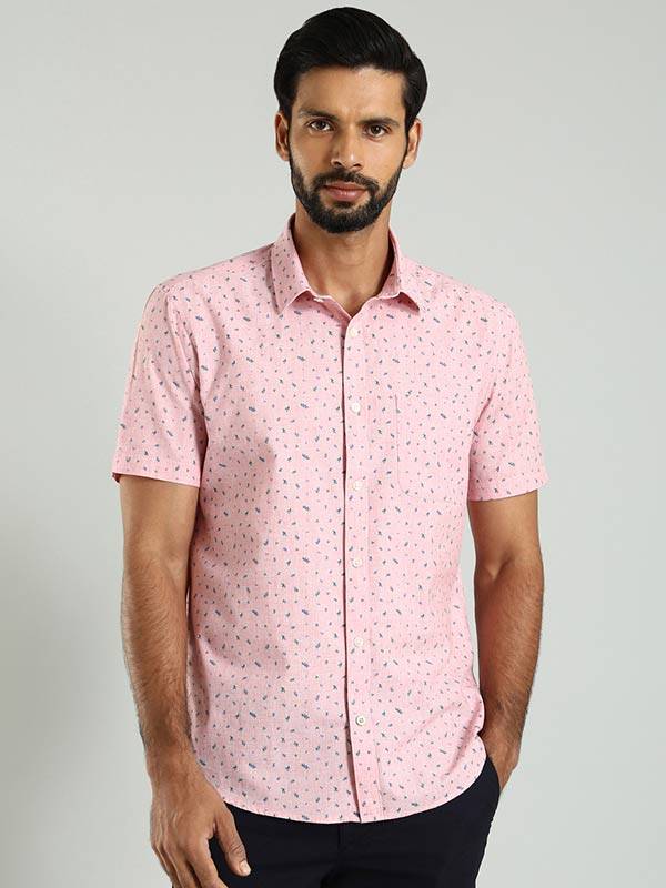 Men Printed Half Sleeve Cotton Shirt