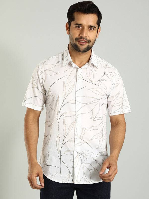 Men Printed Half Sleeve Cotton Shirt