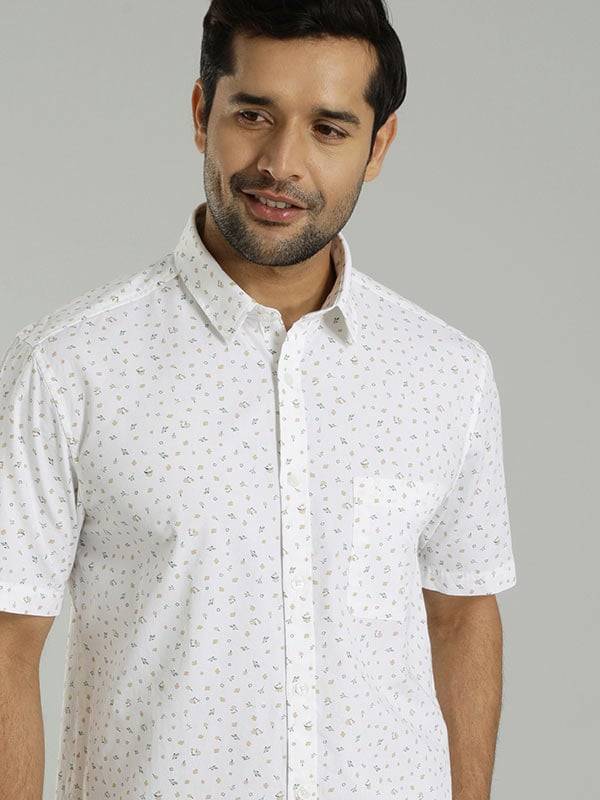 Men Printed Half Sleeve Cotton Shirt