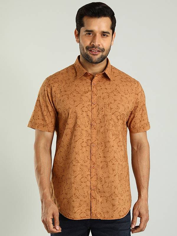 Men Printed Half Sleeve Cotton Shirt