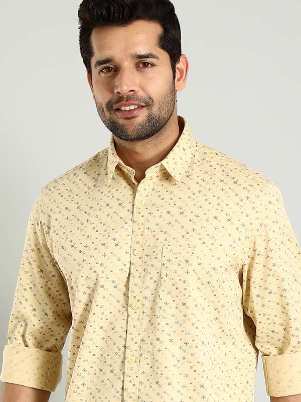 Men Printed Full Sleeve Cotton Shirt