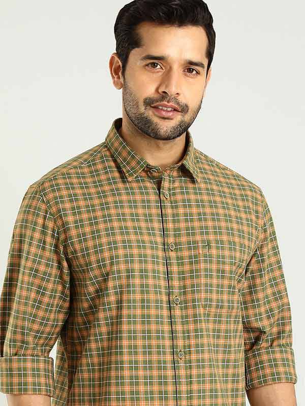 Men Checked Full Sleeve Cotton Shirt