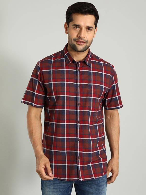 Men Checked Half Sleeve Cotton Shirt