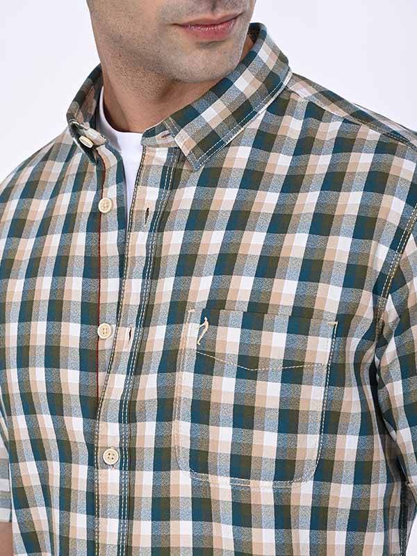Men Checked Half Sleeve Cotton Shirt