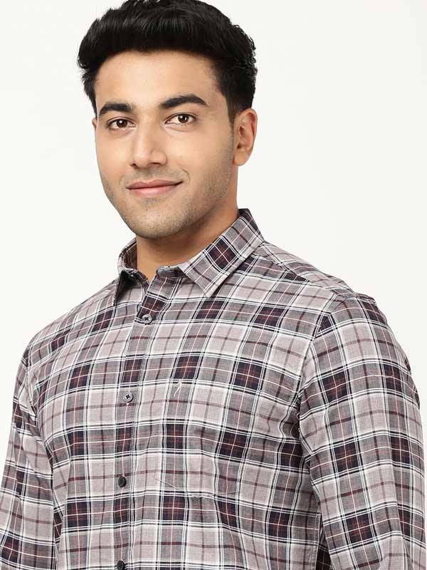 Men Checked Full Sleeve Cotton Shirt