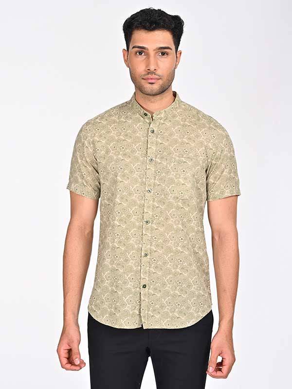 Men Printed Half Sleeve Cotton Blend Shirt