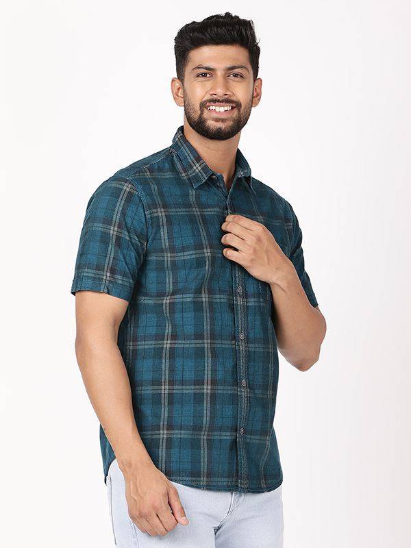 Men Checked Half Sleeve Cotton Shirt