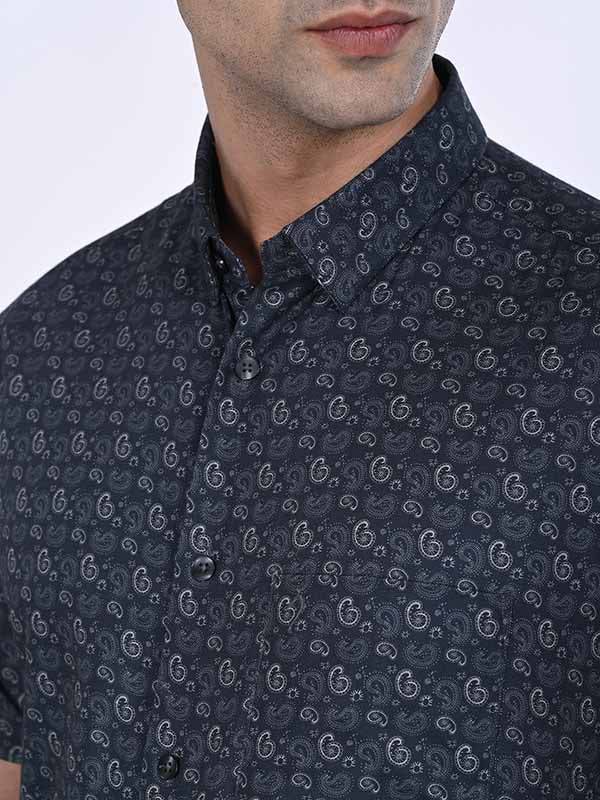 Men Printed Half Sleeve Cotton Blend Shirt