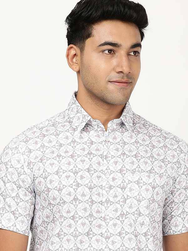 Men Printed Half Sleeve Cotton Blend Shirt