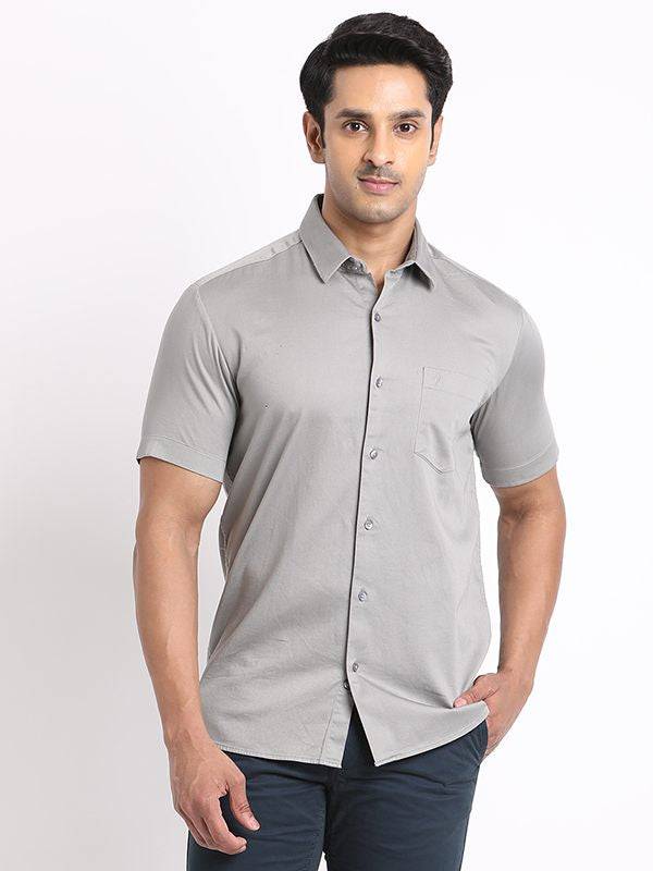 Men Solid Half Sleeve Cotton Stretch Shirt